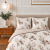 Przytulna sypialnia z botaniczną pościelą (1).png